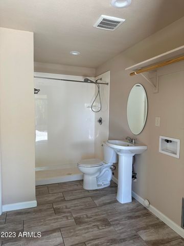 6013 E Evergreen Street, Mesa, AZ 85205