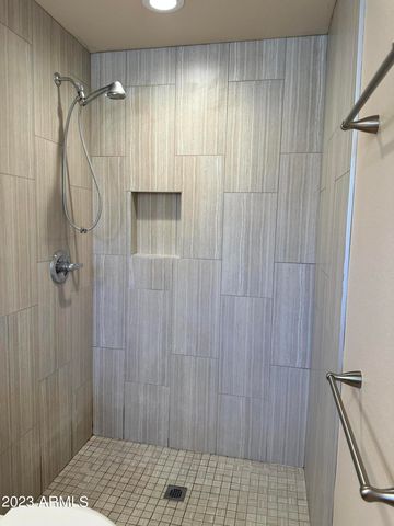 6013 E Evergreen Street, Mesa, AZ 85205
