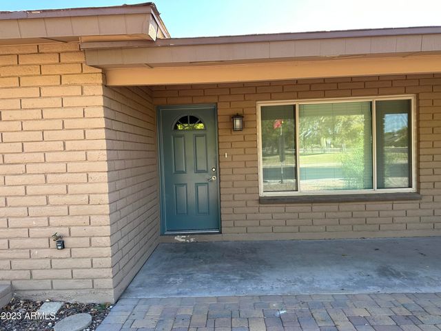 6013 E Evergreen Street, Mesa, AZ 85205
