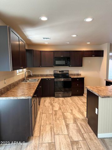 6013 E Evergreen Street, Mesa, AZ 85205