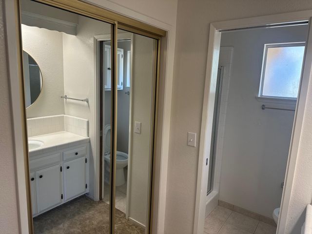 2936 S Conyer Street, Visalia, CA 93277