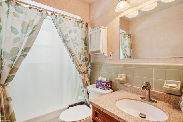 25135 Normandy Street, Roseville, MI 48066