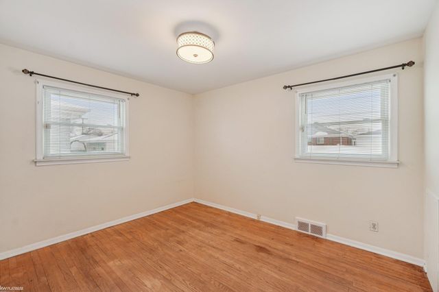 25135 Normandy Street, Roseville, MI 48066