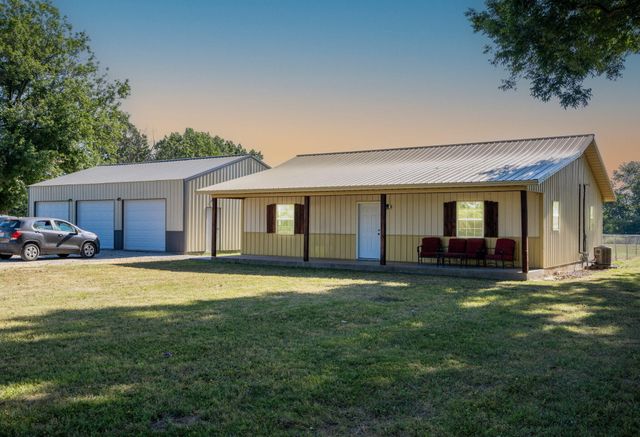 42362 State Hwy 413, Crane, MO 65633