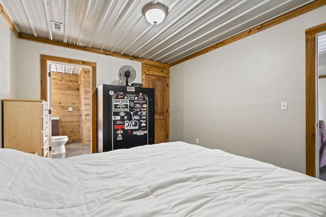 42362 State Hwy 413, Crane, MO 65633