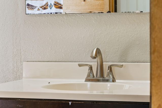 42362 State Hwy 413, Crane, MO 65633