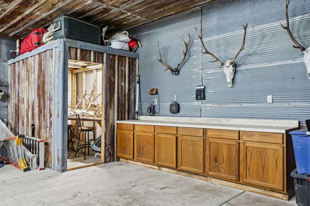 42362 State Hwy 413, Crane, MO 65633