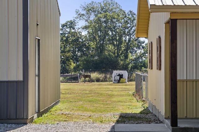 42362 State Hwy 413, Crane, MO 65633