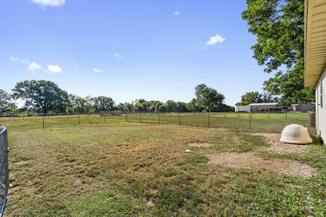 42362 State Hwy 413, Crane, MO 65633