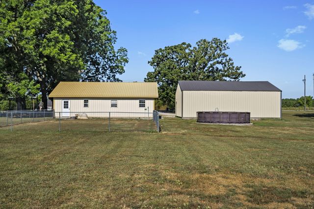 42362 State Hwy 413, Crane, MO 65633