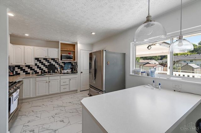 390 Sandy Lane, Franklin, OH 45005