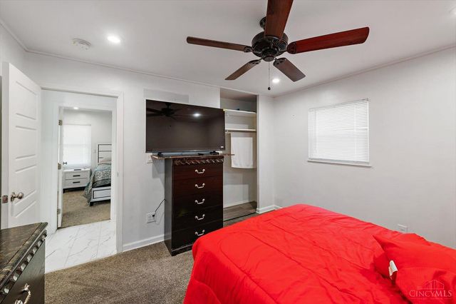 390 Sandy Lane, Franklin, OH 45005