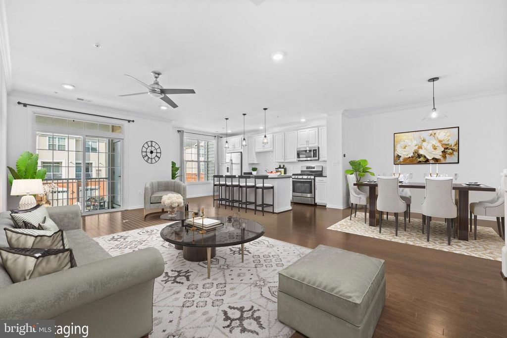 Image 1 of property listing at 23276 SOUTHDOWN MANOR TER #115, Ashburn, VA 20148