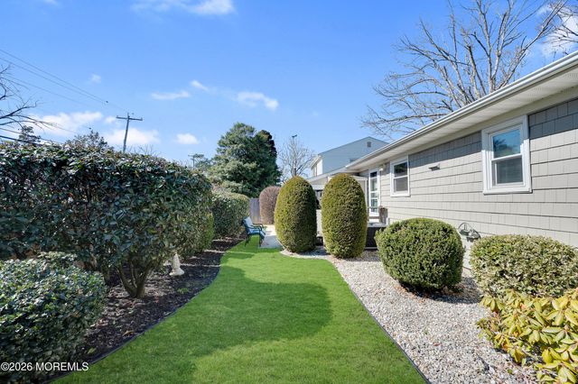 311 Shawnee Drive, Brick, NJ 08724
