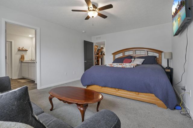 380 E Trinity Way, Newark, OH 43055