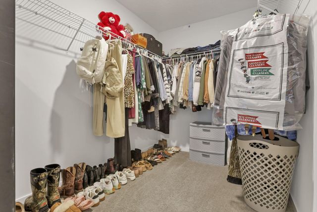 380 E Trinity Way, Newark, OH 43055