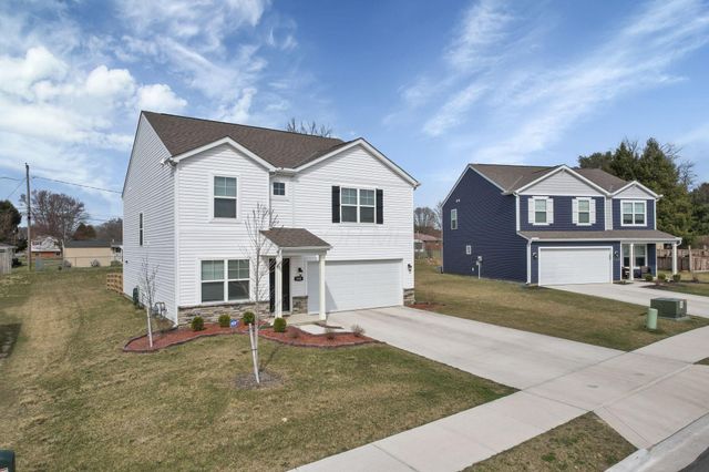 380 E Trinity Way, Newark, OH 43055