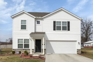 380 E Trinity Way, Newark, OH 43055