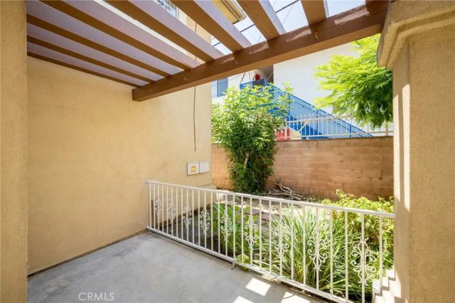 1011 Thompson Avenue C, Glendale, CA 91201