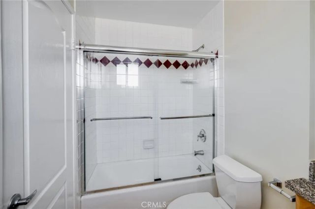 1011 Thompson Avenue C, Glendale, CA 91201