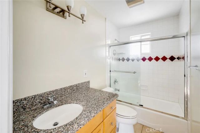 1011 Thompson Avenue C, Glendale, CA 91201