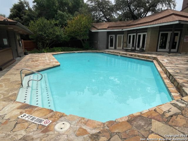 8655 Datapoint Dr Apt 802, San Antonio, TX 78229