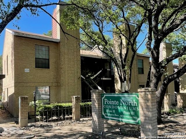 8655 Datapoint Dr Apt 802, San Antonio, TX 78229