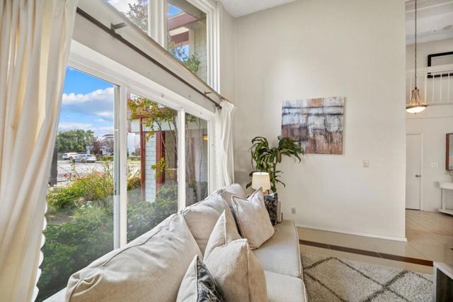 60 Beach Park Boulevard, Foster City, CA 94404