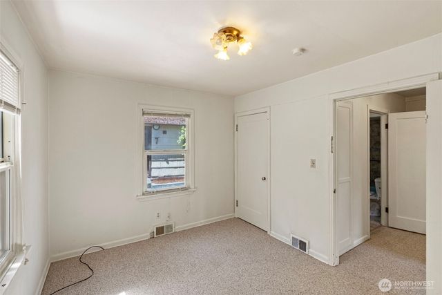 7073 Chico Way NW, Bremerton, WA 98312