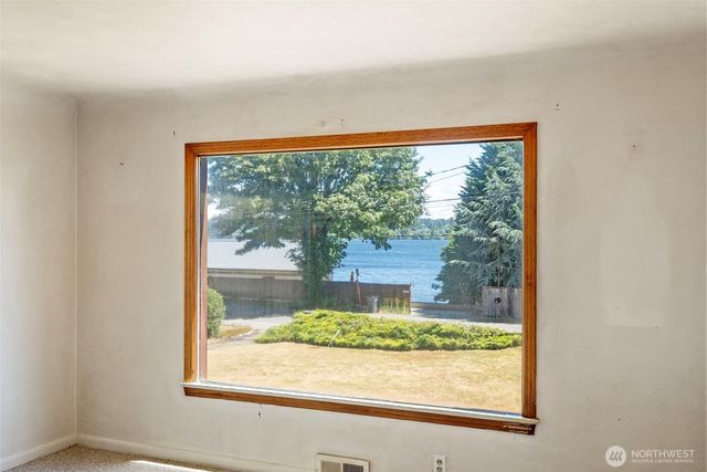 7073 Chico Way NW, Bremerton, WA 98312