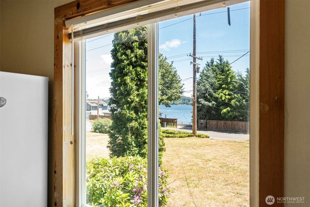 7073 Chico Way NW, Bremerton, WA 98312