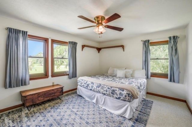 3011 Willow Oak Lane, Sealy, TX 77474