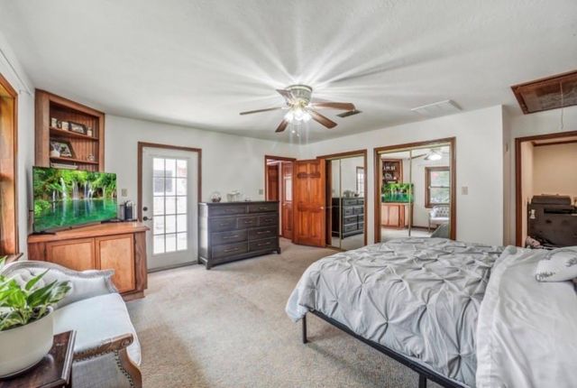 3011 Willow Oak Lane, Sealy, TX 77474