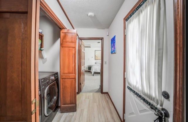 3011 Willow Oak Lane, Sealy, TX 77474