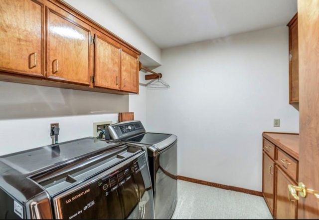3011 Willow Oak Lane, Sealy, TX 77474