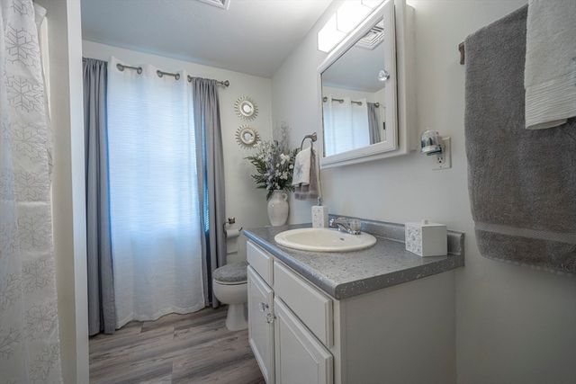 417 Hildreth St 2, Lowell, MA 01850