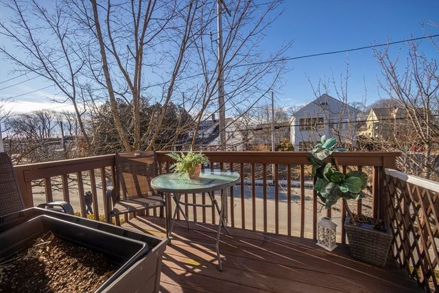 417 Hildreth St 2, Lowell, MA 01850