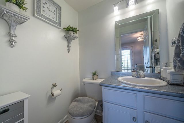 417 Hildreth St 2, Lowell, MA 01850