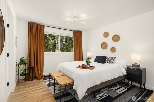 24024 95th Place W, Edmonds, WA 98020