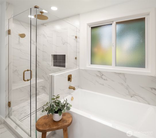 24024 95th Place W, Edmonds, WA 98020