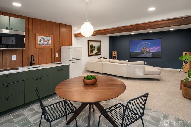 24024 95th Place W, Edmonds, WA 98020