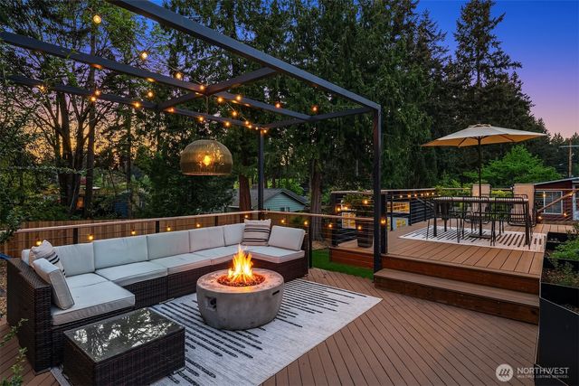 24024 95th Place W, Edmonds, WA 98020