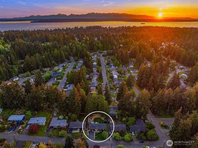 24024 95th Place W, Edmonds, WA 98020