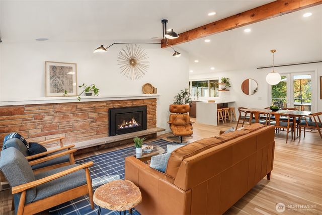 24024 95th Place W, Edmonds, WA 98020