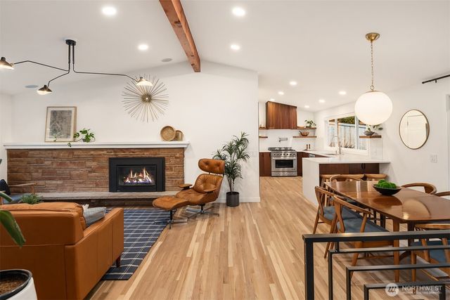 24024 95th Place W, Edmonds, WA 98020