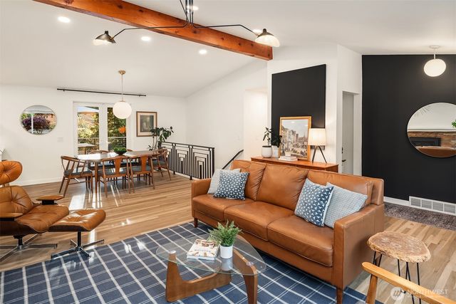 24024 95th Place W, Edmonds, WA 98020