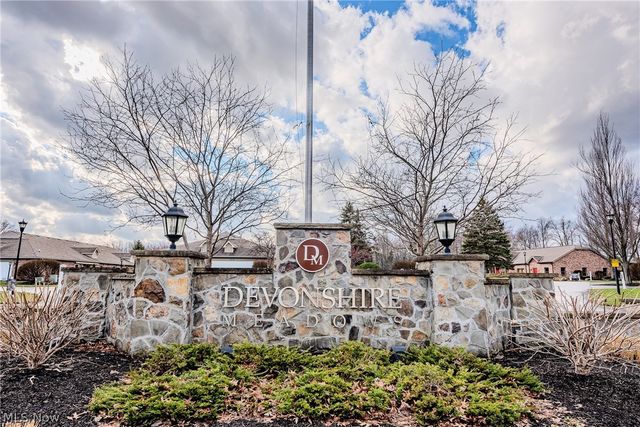 2904 Shakespeare Lane, Avon, OH 44011