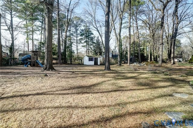 2910 Shoreham Dr, Richmond, VA 23235