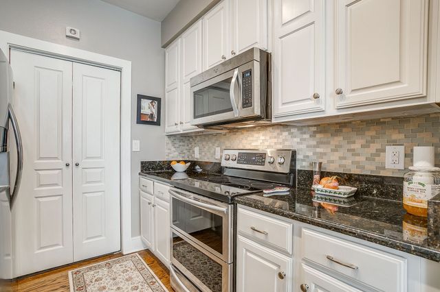 3333 Darcy Street 2203, Fort Worth, TX 76107