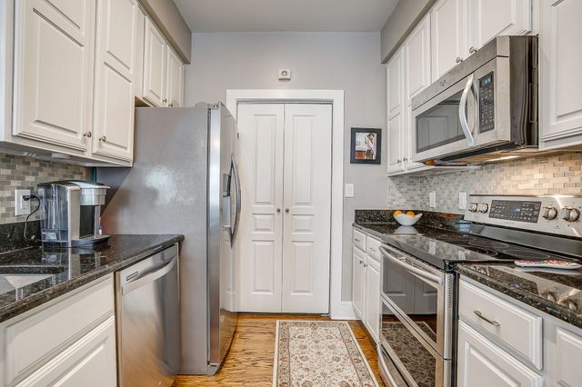 3333 Darcy Street 2203, Fort Worth, TX 76107